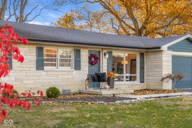 4230 River Road, Columbus, IN 47203