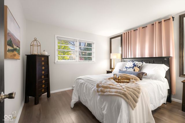 4230 River Road, Columbus, IN 47203