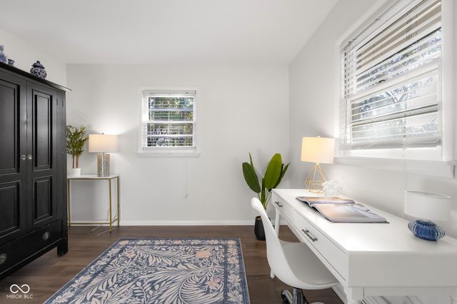 4230 River Road, Columbus, IN 47203