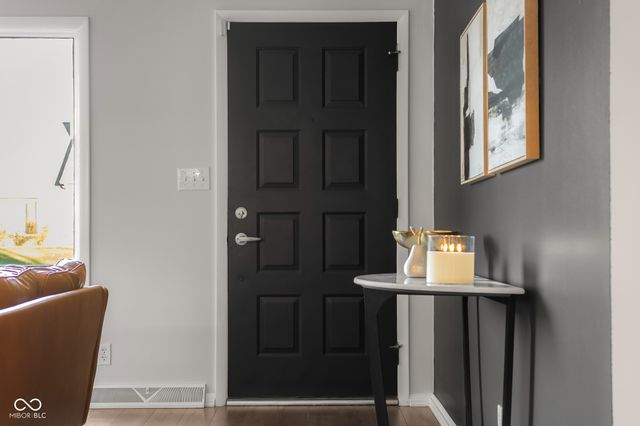 4230 River Road, Columbus, IN 47203