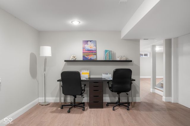 4230 River Road, Columbus, IN 47203