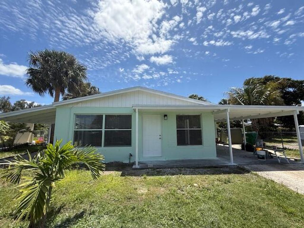 1511 W 12th Street, Riviera Beach, FL 33404