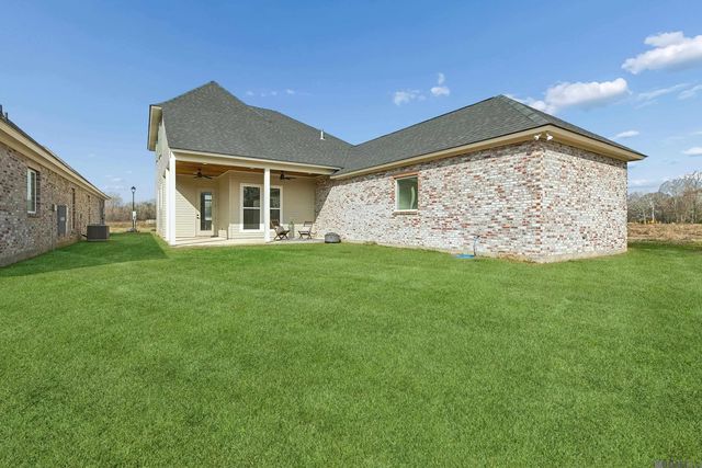 7184 Rue Lierre, Zachary, LA 70791