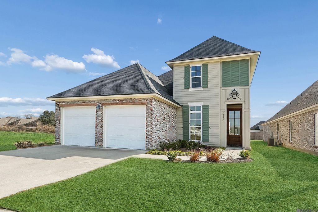 7184 Rue Lierre, Zachary, LA 70791