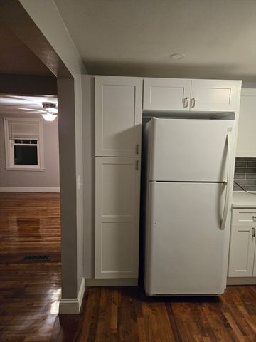 5 Clifford St 2, Boston, MA 02136