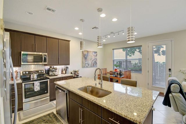 1105 Banyan Drive, Hollywood, FL 33021