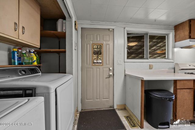 4307 Minnesota Drive, Anchorage, AK 99503