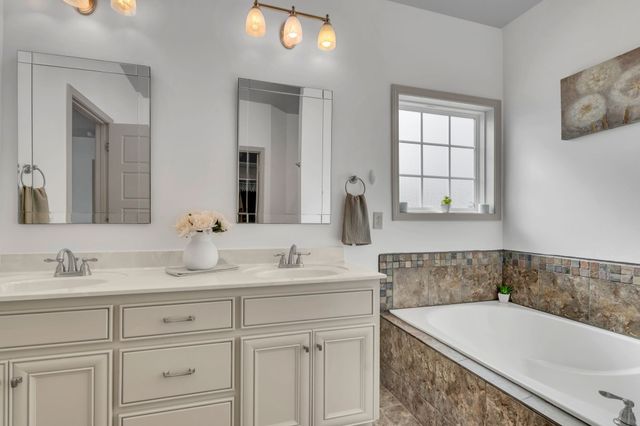 300 Patsy Pl, Smyrna, TN 37167