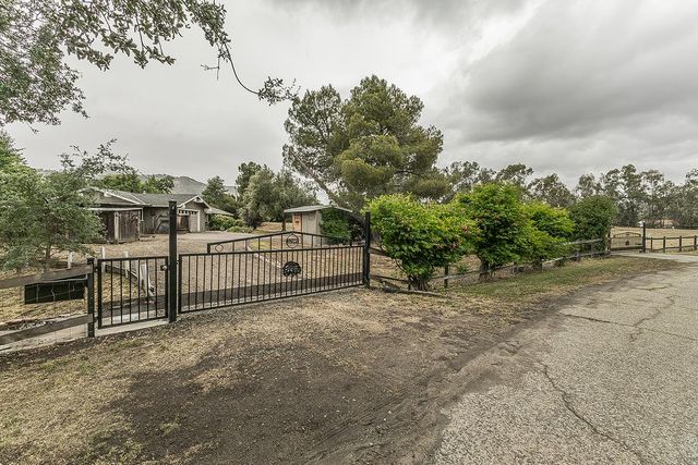 29545 Oak Meadow Road, Tollhouse, CA 93667