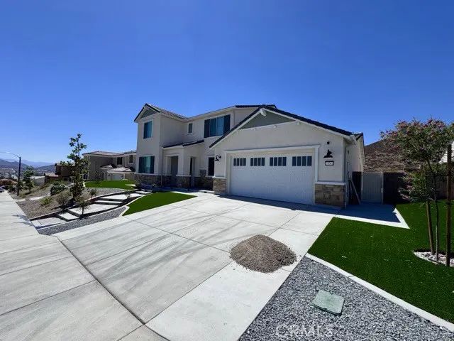25061 River Peak Drive, Menifee, CA 92586