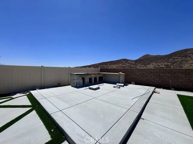 25061 River Peak Drive, Menifee, CA 92586