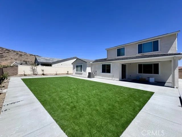 25061 River Peak Drive, Menifee, CA 92586