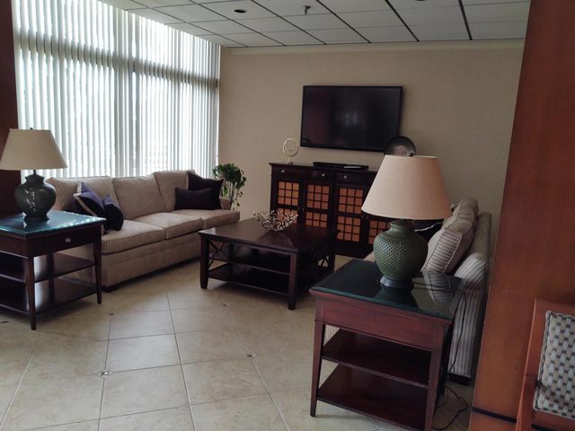 5047 N Highway A1a 801, Hutchinson Island, FL 34949