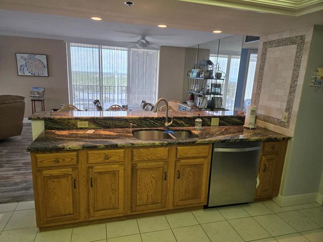 5047 N Highway A1a 801, Hutchinson Island, FL 34949