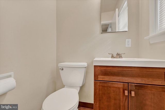 210 WINTERSTOWN RD, Red Lion, PA 17356