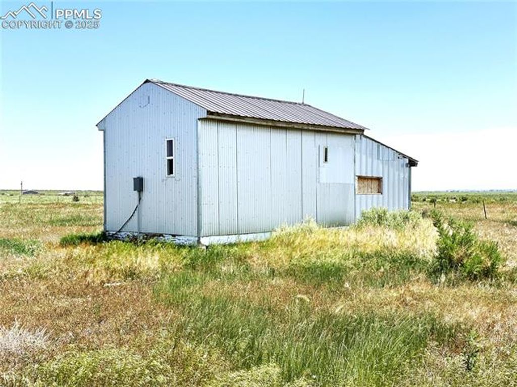 22960 Black Hills Drive, Trinidad, CO 81082 — photo 3