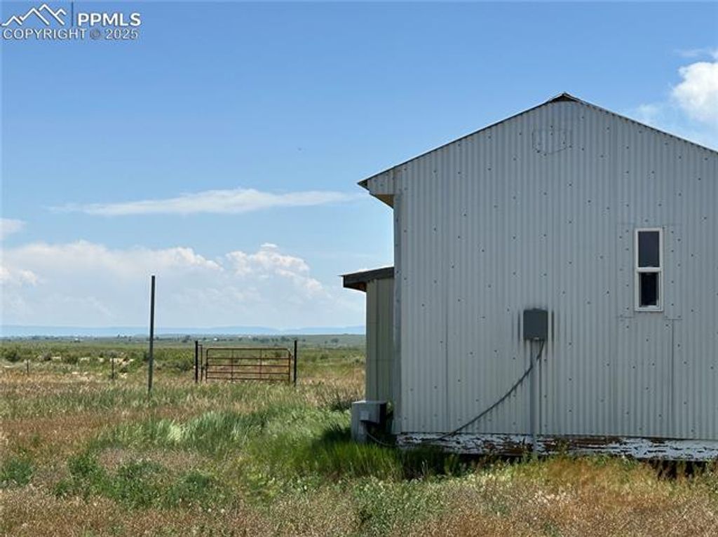 22960 Black Hills Drive, Trinidad, CO 81082 — photo 4
