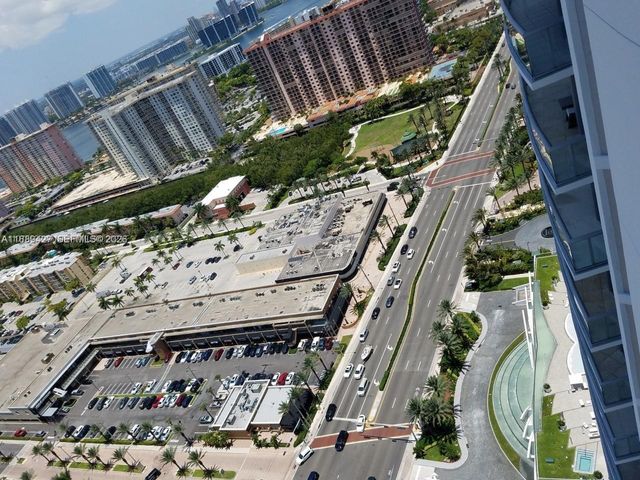 17021 N Bay Road 412IV, Sunny Isles Beach, FL 33160