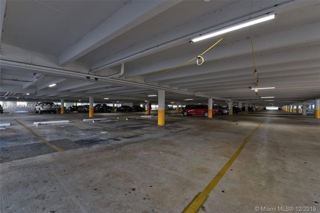 17021 N Bay Road 412IV, Sunny Isles Beach, FL 33160