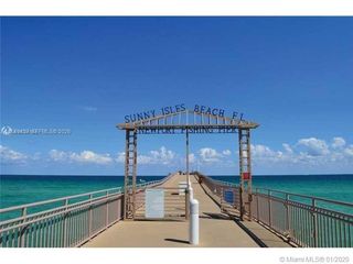 17021 N Bay Road 412IV, Sunny Isles Beach, FL 33160