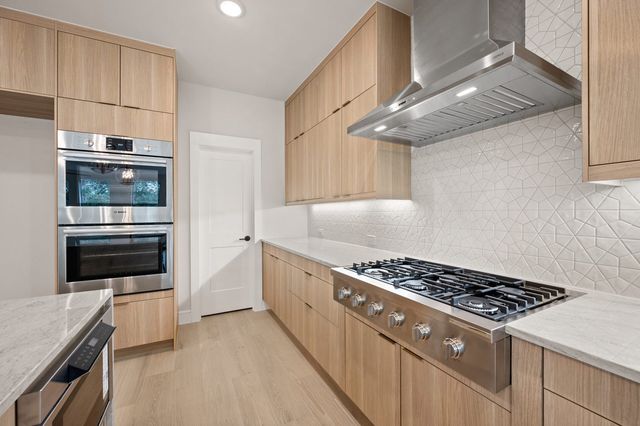 1352 Cherry Hills Lane, Irving, TX 75038