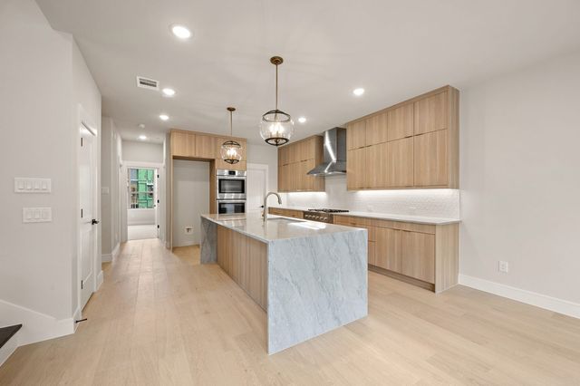 1352 Cherry Hills Lane, Irving, TX 75038