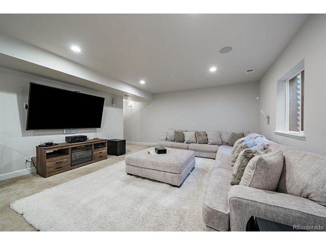 7718 Greenwater Cir, Castle Rock, CO 80108