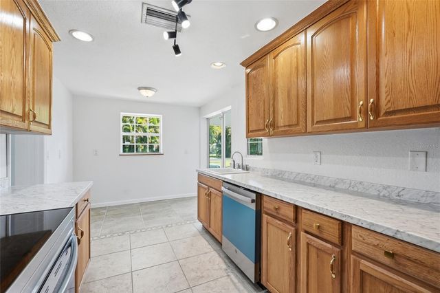 700 DOLPHIN PARKWAY, Punta Gorda, FL 33950