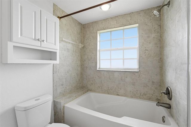 700 DOLPHIN PARKWAY, Punta Gorda, FL 33950
