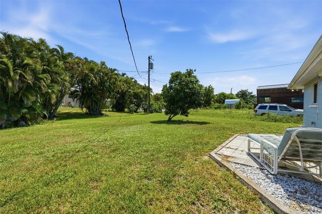 700 DOLPHIN PARKWAY, Punta Gorda, FL 33950