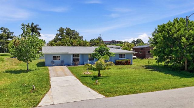 700 DOLPHIN PARKWAY, Punta Gorda, FL 33950