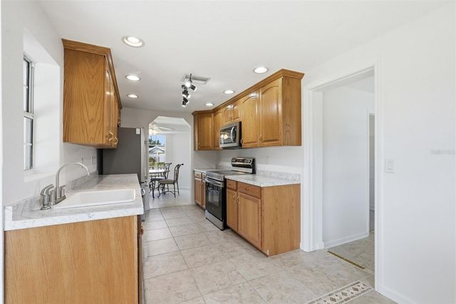 700 DOLPHIN PARKWAY, Punta Gorda, FL 33950