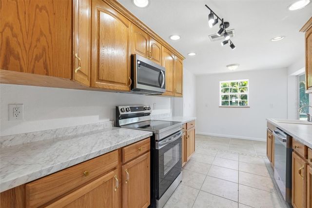 700 DOLPHIN PARKWAY, Punta Gorda, FL 33950