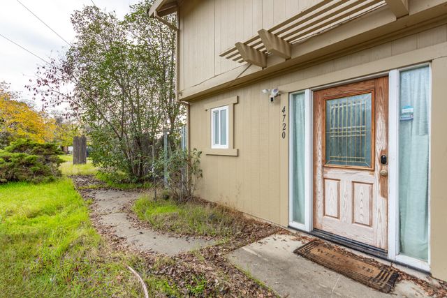 4720 Enchanted Way, Redding, CA 96001