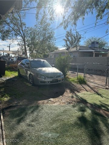 1037 June Avenue, Las Vegas, NV 89104