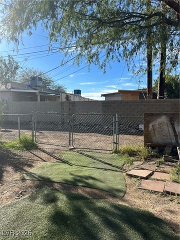 1037 June Avenue, Las Vegas, NV 89104