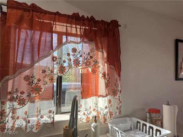 1037 June Avenue, Las Vegas, NV 89104