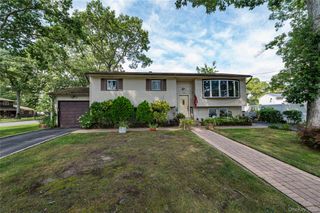 40 Rockland Avenue, West Babylon, NY 11704