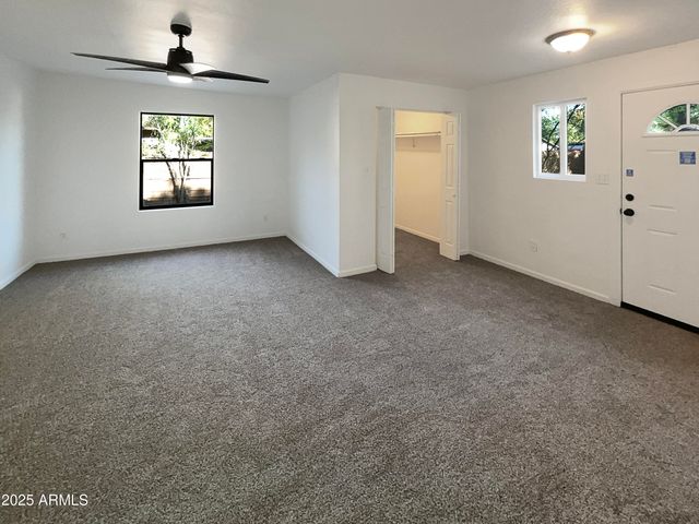 1048 E 6TH Avenue, Mesa, AZ 85204