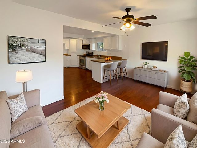 1048 E 6TH Avenue, Mesa, AZ 85204