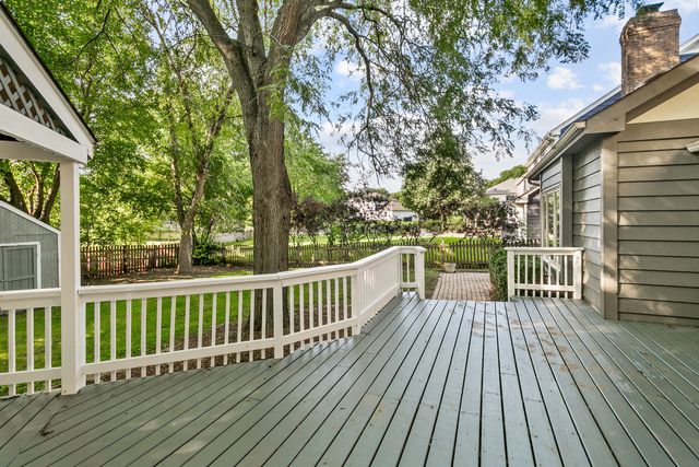 710 Alexandria Drive, Naperville, IL 60565