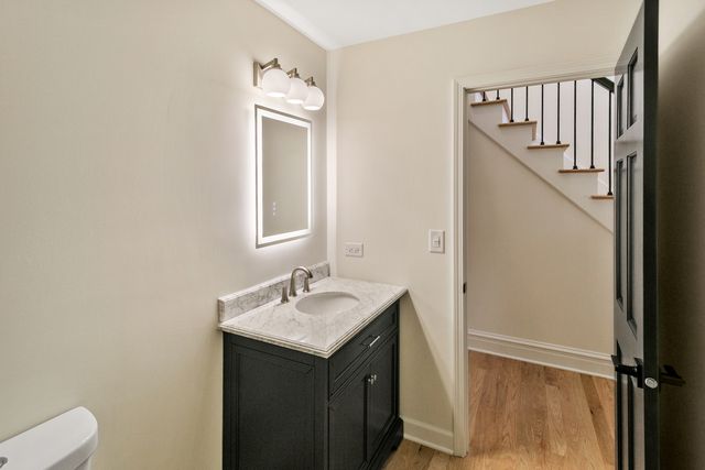 710 Alexandria Drive, Naperville, IL 60565