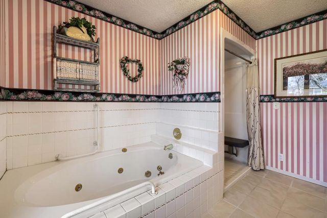 558 113th Lane NW, Coon Rapids, MN 55448