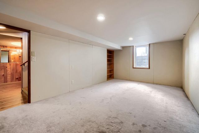 558 113th Lane NW, Coon Rapids, MN 55448