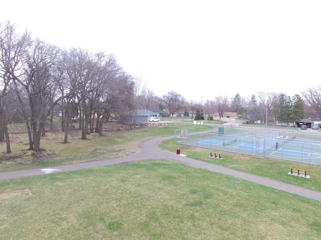 558 113th Lane NW, Coon Rapids, MN 55448