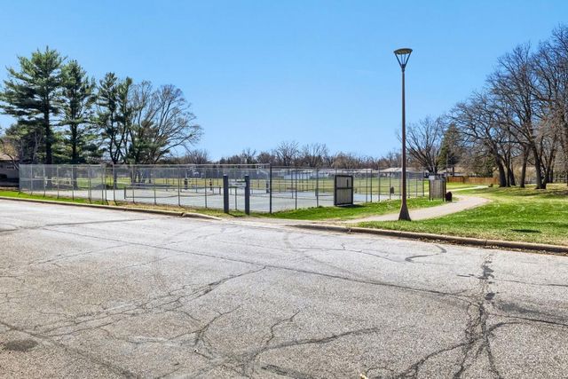 558 113th Lane NW, Coon Rapids, MN 55448