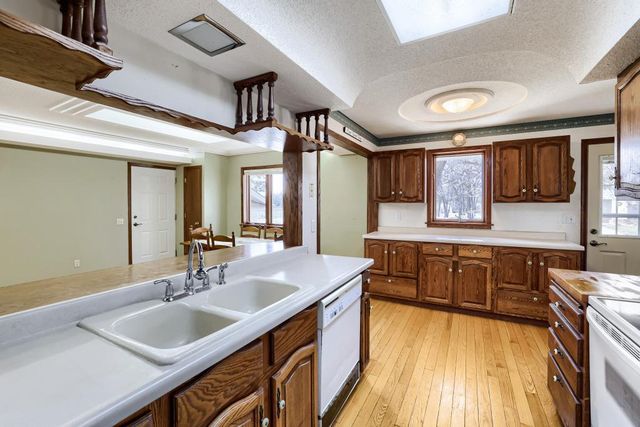 558 113th Lane NW, Coon Rapids, MN 55448