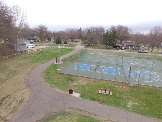 558 113th Lane NW, Coon Rapids, MN 55448