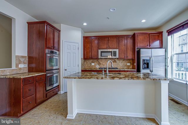 1709 FERNWOOD DR, Upper Marlboro, MD 20774