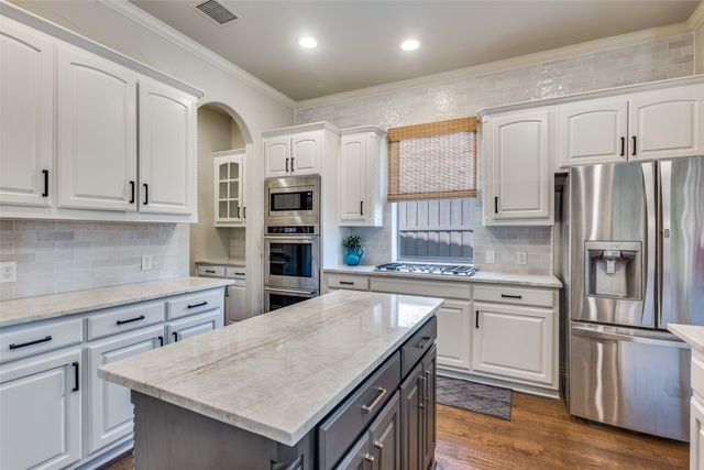 4612 Parkside Drive, Frisco, TX 75034